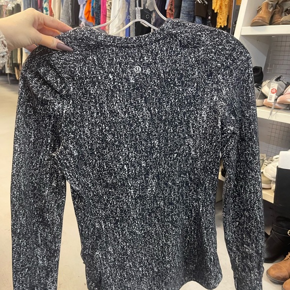 lululemon athletica Black and White Crewneck Sweater - Picture 3 of 5
